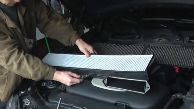 BMW E90. Замена фильтра салона