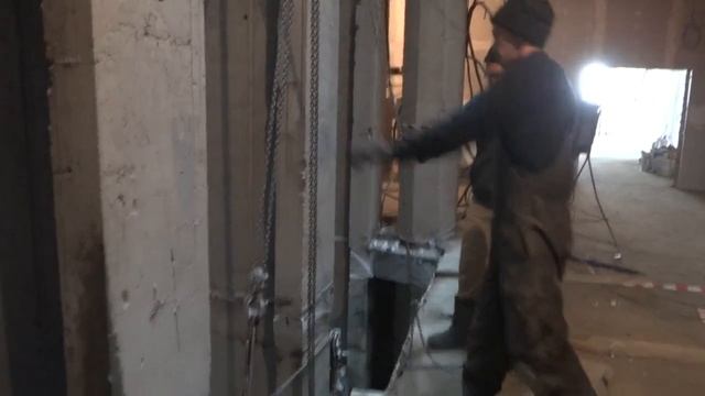 резка канатом, Hilti DS-WS 15, Электрическая канатная машина смотреть онлайн