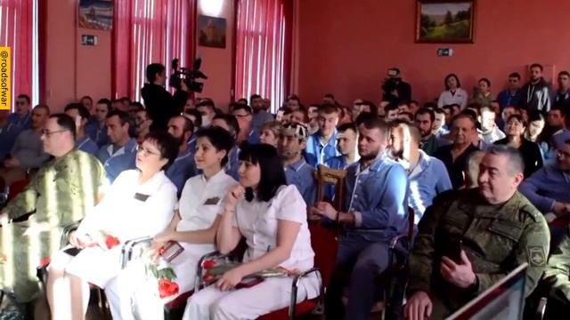 Zаслуженный артист России Григорий Лепс дал концерт в окружном госпитале 1602 южного военного округа смотреть онлайн