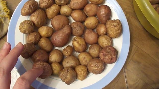 Как быстро приготовить картофель в микроволновке!//How To Cook Potatoes In The Microwave!