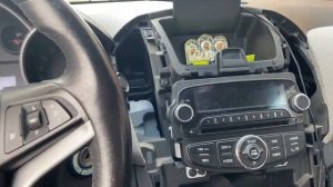 Установка/снятие автозвука в Шевроле круз(установка магнитолы Chevrolet Cruze)