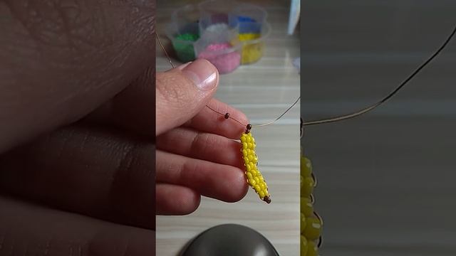 ? Banana from beads банан из бисера в технике параллельное плетение лёгкая фигурка смотреть онлайн