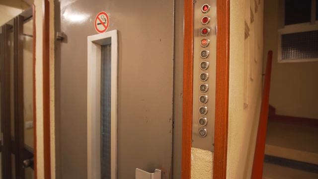 Spain, Madrid, Calle de Sancho Dávila 28, Thyssenkrupp elevator смотреть онлайн