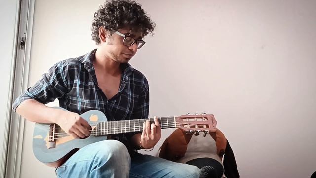 Creep | Radiohead (Guitalele Cover) смотреть онлайн
