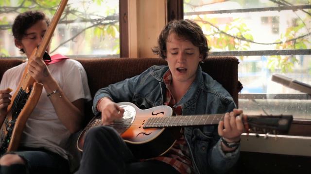 Flashguns - Racing Race /// Berlin Sessions (Bonus)