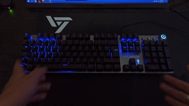Este TECLADO MECÁNICO BARATO lo TIENE CASI TODO смотреть онлайн