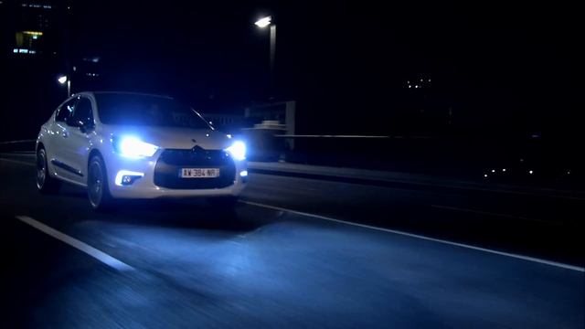 CITROËN DS4 - The Beauty And The City !