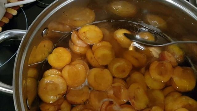 Абрикосы: Заморозка + Цукаты + Курага смотреть онлайн