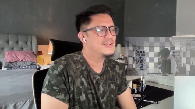 STRAY KIDS - SUPERBOARD | SOUND ENGINEER REACTION смотреть онлайн