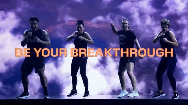 Тренировка Les Mills BODYCOMBAT смотреть онлайн