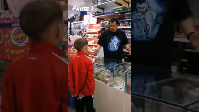 Le Doy La Carta Que Le Falta Y Me Da 200 Cartas #adrenalyn