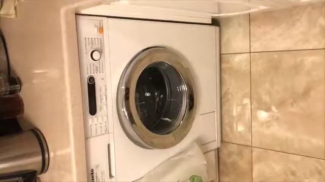 Салат Цезарь и печёные пельмени смотреть онлайн