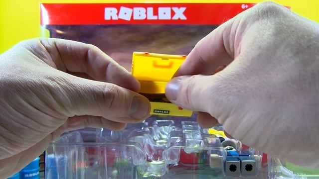 Roblox Toys Unboxing - Zombie Attack Collection - Series 2 | Brains, or No? ? смотреть онлайн