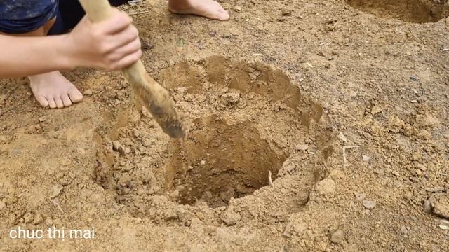 How to make a clay stove on the farm | Chuc Thi Mai смотреть онлайн