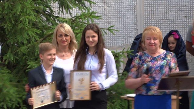 В 172 гимназии Харькова «Последний звонок» 27 мая 2016 часть 3 смотреть онлайн