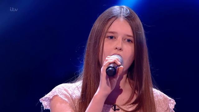 Jazzy B, Keira and Connie Perform 'Rewrite The Stars' | The Battles | The Voice Kids UK 2019 смотреть онлайн