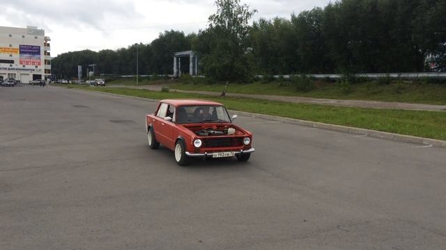 Первый выезд 2101 - 16v Томск смотреть онлайн