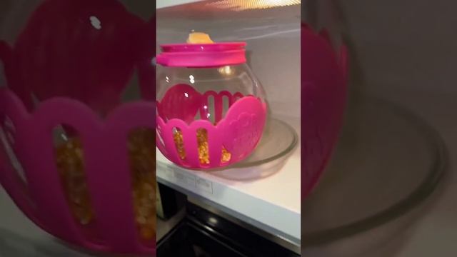 Ecolution Patented Micro Pop Microwave Popcorn Popper смотреть онлайн