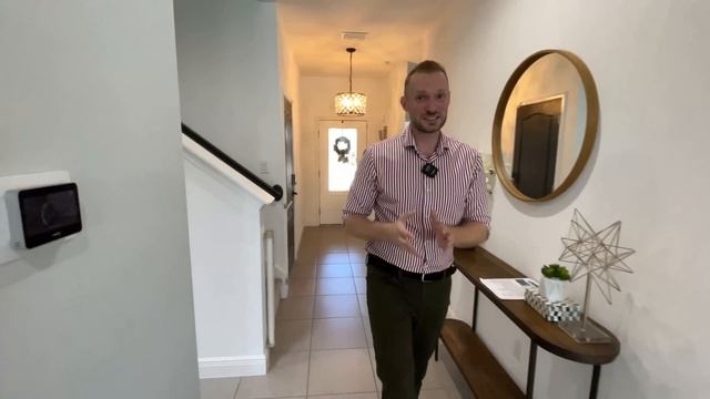 Обзор дома с бассейном и потрясающим видом за $745,000 в США. Дом на продажу во Флориде. смотреть онлайн