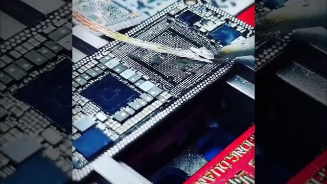 The Apple A13 Bionic is a 64-bit ARM-based system on a chip (SoC), designed by Apple Inc. смотреть онлайн