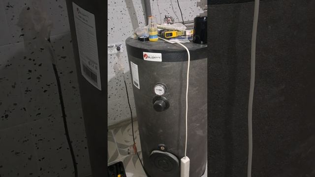 #Бойлер косвенного нагрева# Bugatti Kvs 160 V3#