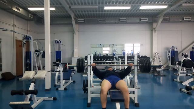 Олег Озеров жим лежа 180 кг. смотреть онлайн