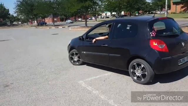 WE almost got kicked out (wtf) смотреть онлайн