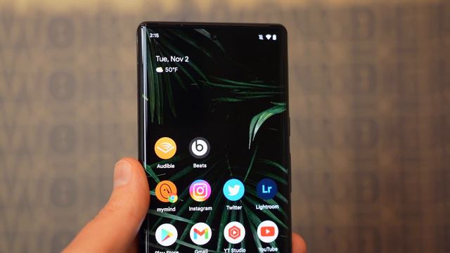 iPhone User Tries Pixel 6 Pro... смотреть онлайн