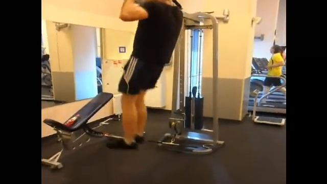 Планета Фитнес Авиамоторная.wmv смотреть онлайн