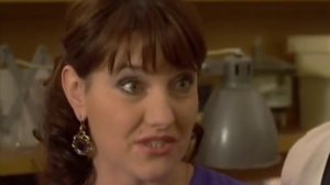 Биолог в телефильме "Школа для толстушек" часть 3