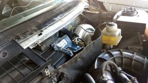 ПРИОРА С КОНДИЦИОНЕРОМ. ТРАПЕЦИЯ ДВОРНИКОВ. СНЯТИЕ и УСТАНОВКА ЗА 20 МИНУТ