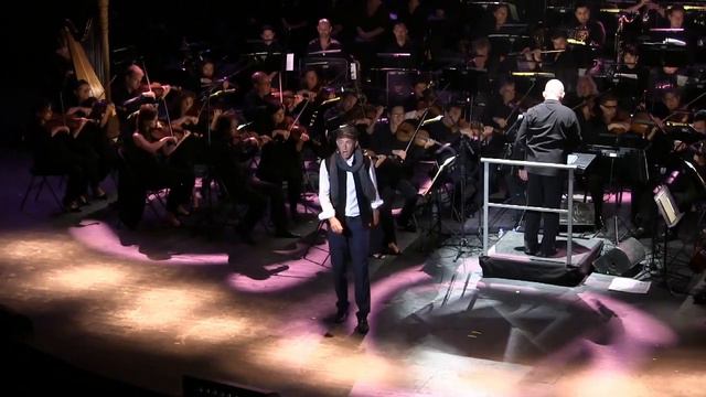 "If I were a Rich Man" from Fiddler on the Roof by Joseph Stein, performed by James McOran-Campbell смотреть онлайн