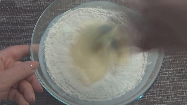 Домашний КЕКС на кефире за 5 минут: БЫСТРО И ПРОСТО смотреть онлайн