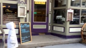 США. Американский муж смотрит НАШИ ФИЛЬМЫ ....ЧЕЛОВЕК С БУЛЬВАРА КАПУЦИНОВ