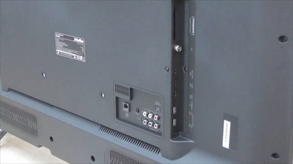 Видеообзор телевизора DOFFLER 43DUS 89 со специалистом от RBT.ru