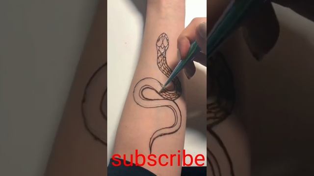snake tattoo design Mehndi ♥️ subscribe jarur kare ??❤️?#viral #shorts #love #mehndi ♥️? смотреть онлайн