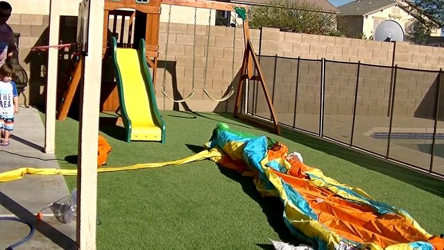 My 1st Water Slide unboxing and Review on artificial grass смотреть онлайн