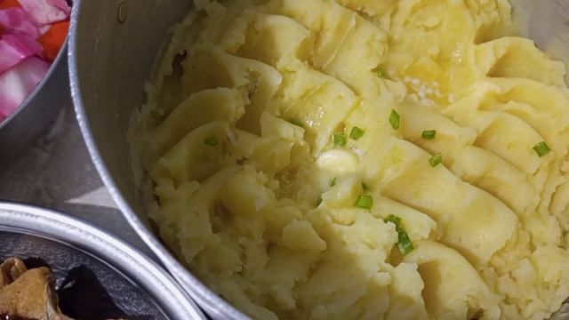 Украина Днепр.о 19 декабря 2022 г. А что поесть!? Ужин! ИДЕЯ! смотреть онлайн