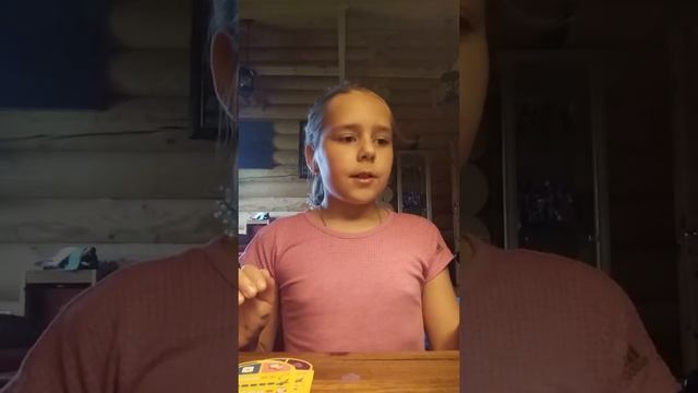 АКЦИЯ в магазине Магнит ,Гадкий Я3 карточки и подставки под фото!! смотреть онлайн