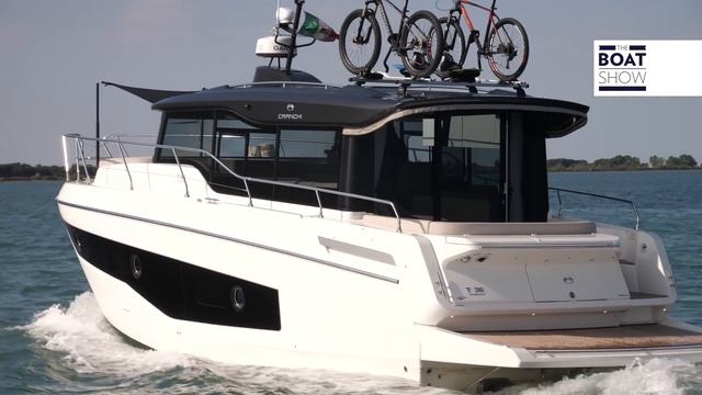 [ENG] CRANCHI T36 CROSSOVER - 4K Travel Boat - The Boat Show