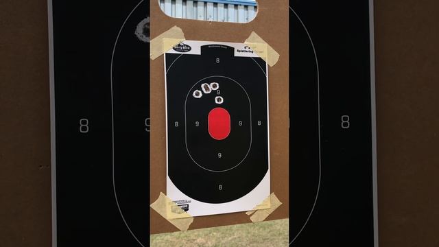 Disparando el Colt Python Calibre 357 Magnum смотреть онлайн