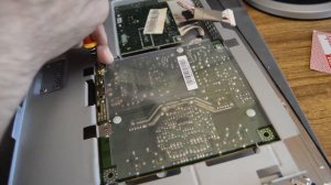 SAMSUNG SyncMaster 740N - Нет подсветки