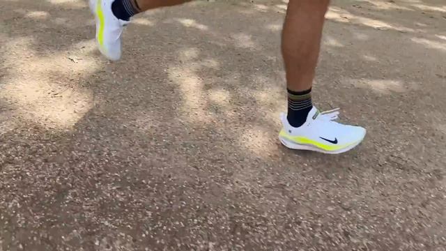 Nike Infinity Run 4 First Run Review: What’s new vs Nike Infinity Run 3? смотреть онлайн