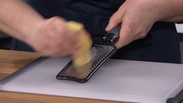 The Best Way To Grate Fresh Ginger