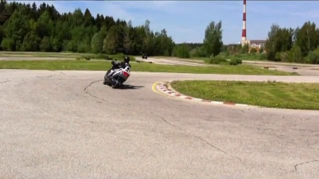 БАЙК-такси на треке смотреть онлайн
