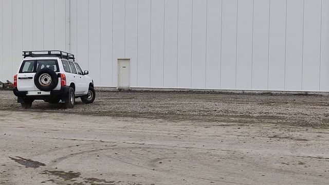 2014 Nissan Patrol STD 4x4 Sport Utility Vehicle | Moerdijk, NLD 20 - 23 October 2021 смотреть онлайн