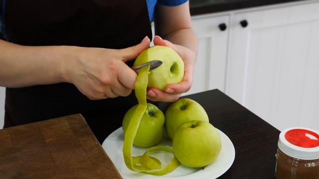 Яблочный Пирог на Творожной Подушке смотреть онлайн