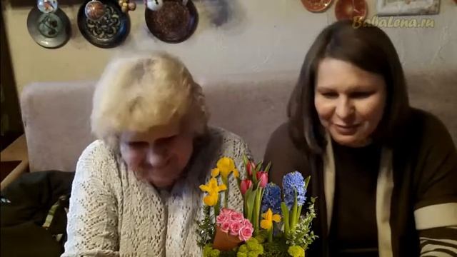 Поздравляем с 8 Марта!!! смотреть онлайн