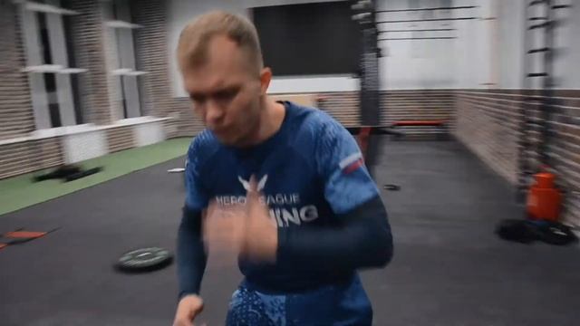 Тренировка главного тренера Hero League Training во Владивостоке @dmitriy.voin_ смотреть онлайн