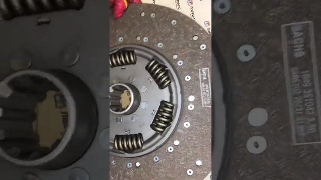 Диск ведомый (на лепестковую корзину) Sachs 49-18780205 смотреть онлайн